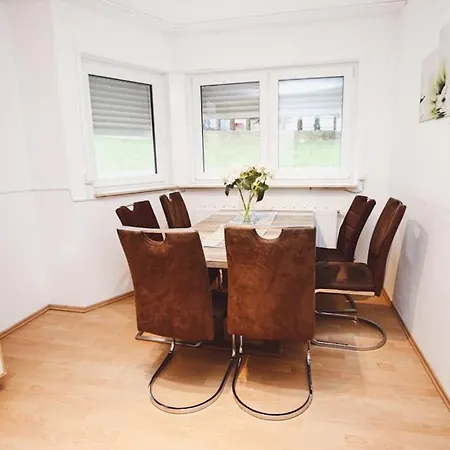 Gemuetliche Monteurwohnung Mit Terrasse *